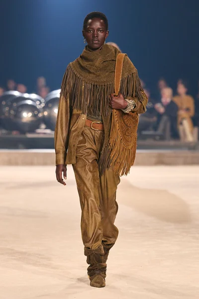 Look 20